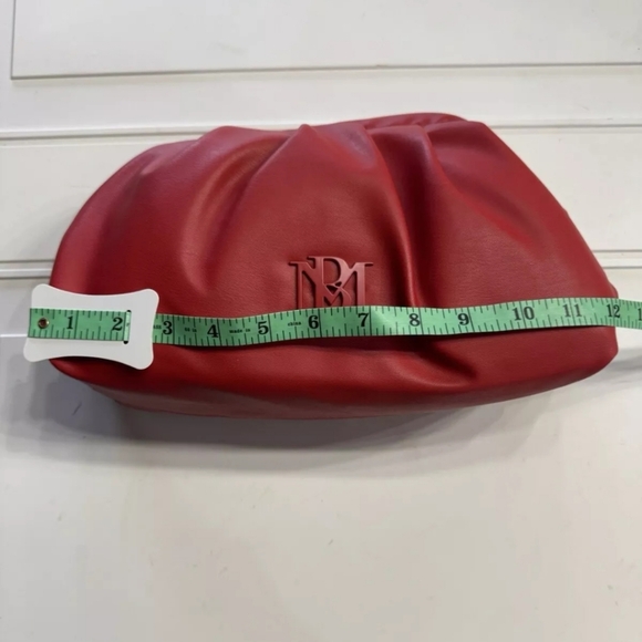 NWT $129 Badgley Mischka Vegan Leather Handbag Wrapped Frame Clutch in Plum - Picture 2 of 4